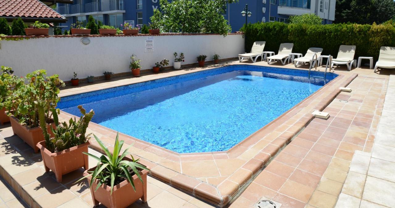 Hotel Riviera رافدا المظهر الخارجي الصورة