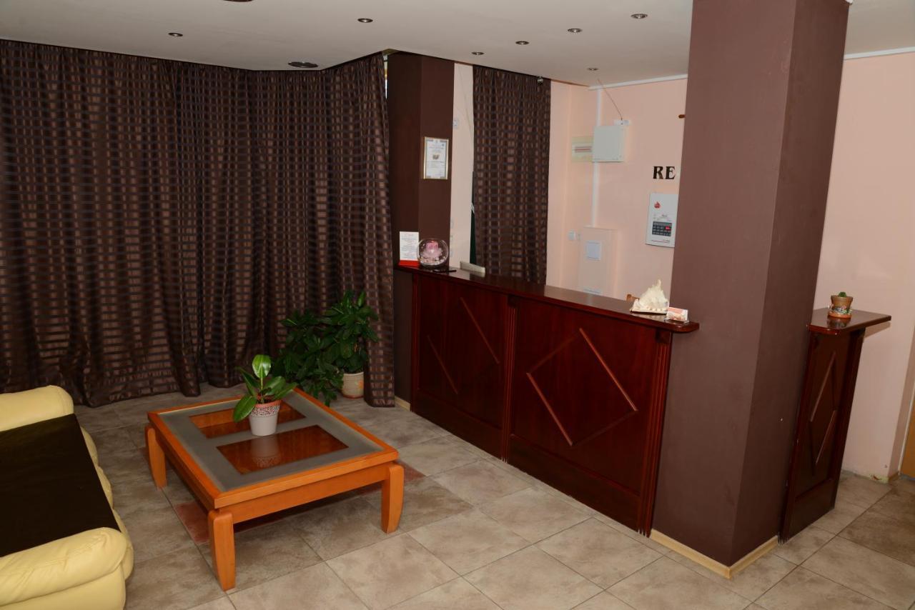 Hotel Riviera رافدا المظهر الخارجي الصورة