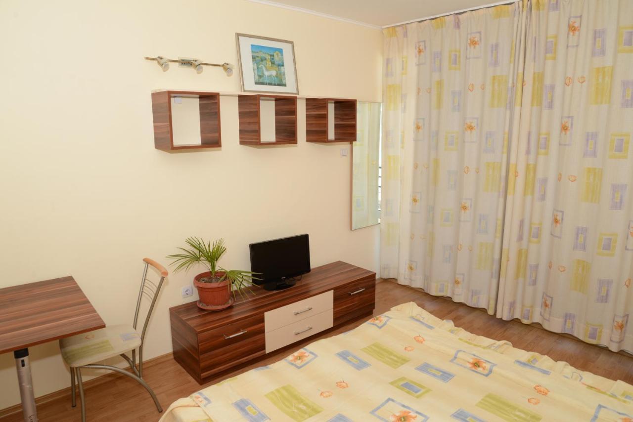 Hotel Riviera رافدا المظهر الخارجي الصورة